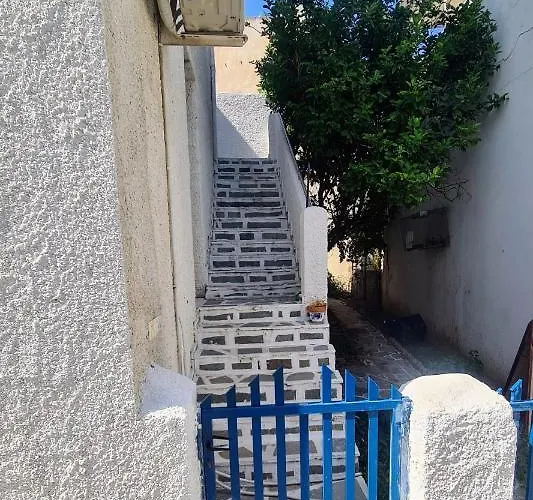 Captain's George * Livadi (Serifos)