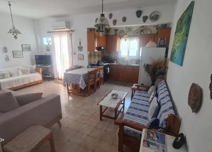 Captain's George Livadi (Serifos)